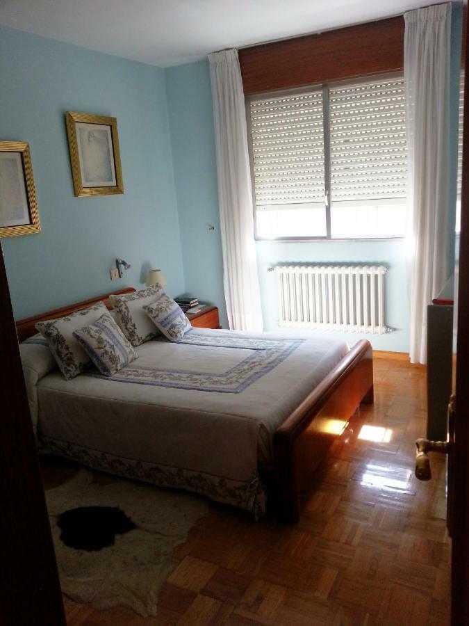 Vivienda Apartment Pontevedra Bagian luar foto